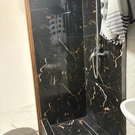 Kosi Apartman Vir